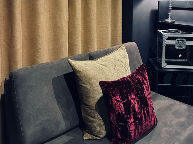 2 cushion